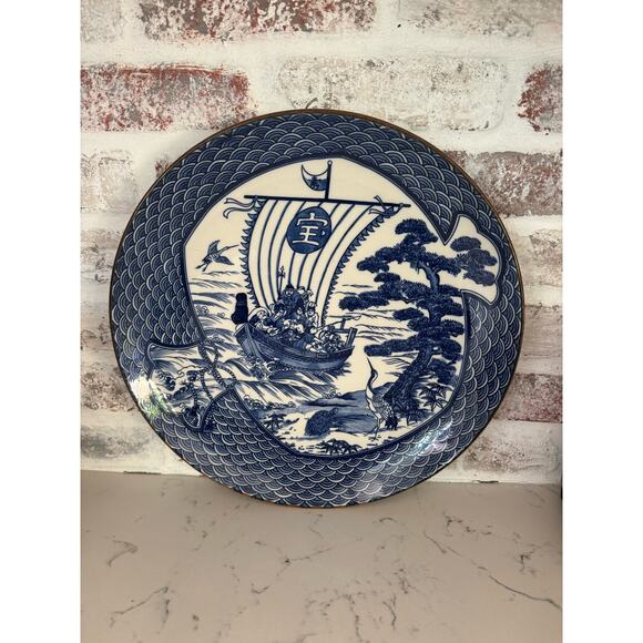 Vintage Japanese Seven Lucky Gods Treasure Ship Kutani Serving Dish - Picture 10 of 10
